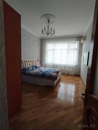 Сдаётся 3-комн. новостройка 135 м², Насиминский  р., photo 16 from 18