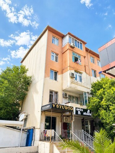 Satılır 1 otaqlı köhnə tikili 30 m², Memar Əcəmi m., photo 4 from 10