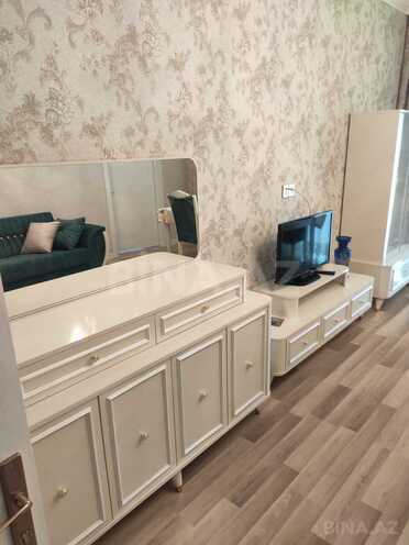 Сдаётся 3-комн. новостройка 110 м², м. 8 ноября, photo 1 from 14