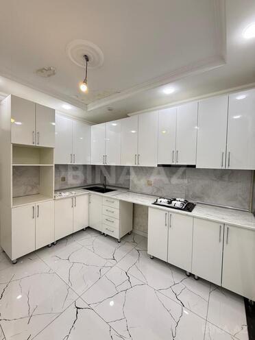 Satılır 2 otaqlı köhnə tikili 64.7 m², Qaraçuxur q., photo 1 from 11