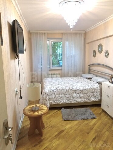 İcarəyə verilir 3 otaqlı köhnə tikili 100 m², Gənclik m., photo 4 from 15