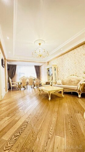 Продаётся 3-комн. новостройка 169 м², м. 8 ноября, photo 1 from 18