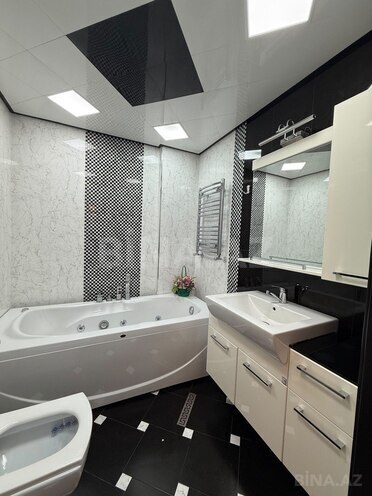 Satılır 3 otaqlı yeni tikili 130 m², İnşaatçılar m., photo 12 from 26