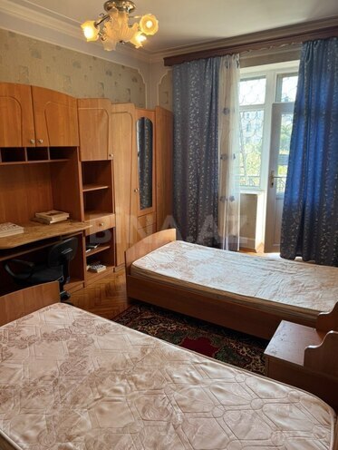 Сдаётся 4-комн. вторичка 100 м², м. Нариман Нариманов, photo 4 from 8