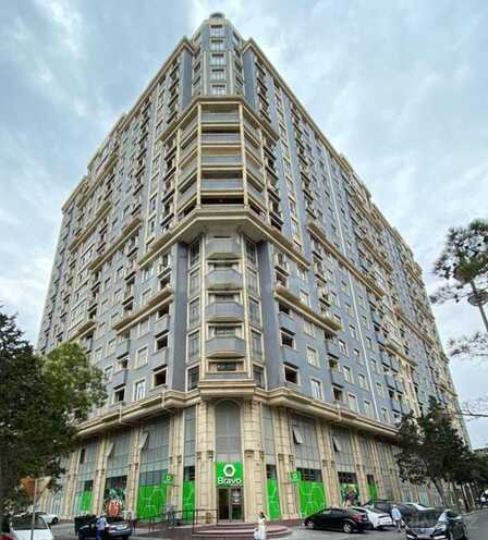 Satılır 3 otaqlı yeni tikili 81 m², 8-ci mikrorayon q., photo 1 from 19