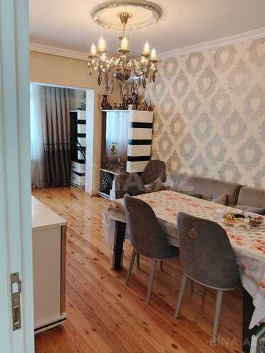 Продаётся 3-комн. вторичка 85 м², м. Ази Асланов, photo 1 from 12