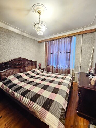 Satılır 2 otaqlı köhnə tikili 60 m², Qara Qarayev m., photo 9 from 14