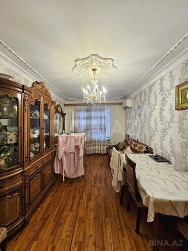 Satılır 2 otaqlı köhnə tikili 60 m², Qara Qarayev m., photo 3 from 14