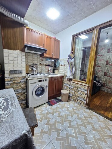 Satılır 2 otaqlı köhnə tikili 60 m², Qara Qarayev m., photo 6 from 14