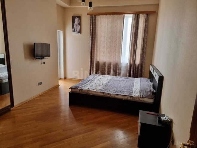 İcarəyə verilir 3 otaqlı yeni tikili 97 m², 28 May m., photo 1 from 12