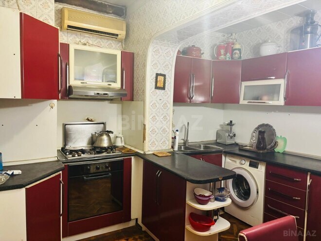 Satılır 5 otaqlı köhnə tikili 110 m², İnşaatçılar m., photo 17 from 21