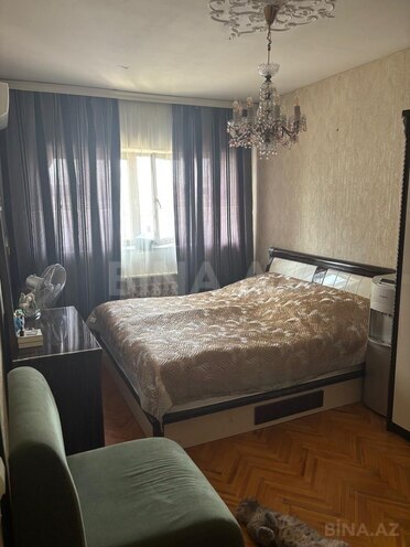 Satılır 5 otaqlı köhnə tikili 110 m², İnşaatçılar m., photo 4 from 21