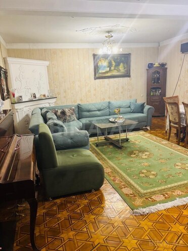 Satılır 5 otaqlı köhnə tikili 110 m², İnşaatçılar m., photo 14 from 21