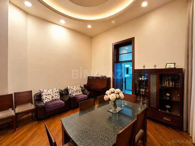 Satılır 3 otaqlı köhnə tikili 128 m², Sahil m., photo 9 from 27