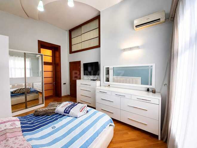 Satılır 3 otaqlı köhnə tikili 128 m², Sahil m., photo 17 from 27