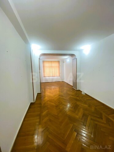 Satılır 3 otaqlı köhnə tikili 103 m², Sahil m., photo 5 from 14