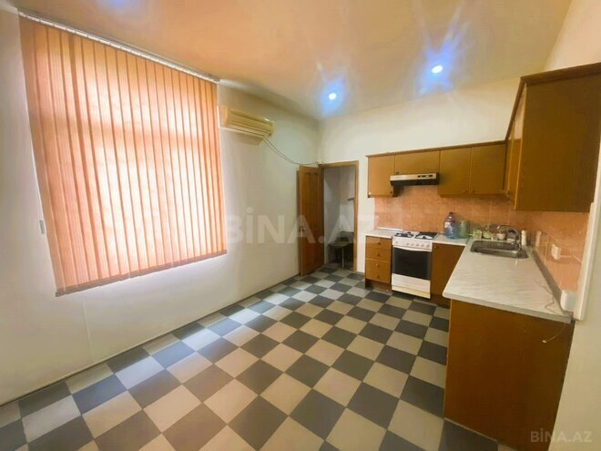 Satılır 3 otaqlı köhnə tikili 103 m², Sahil m., photo 6 from 14
