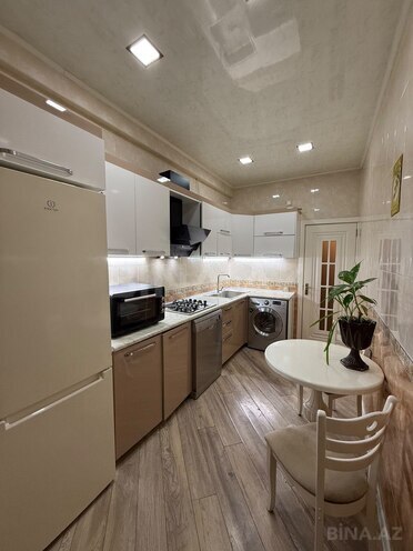 Сдаётся 2-комн. новостройка 60 м², Бинагадинский р., photo 8 from 14