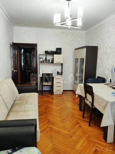 Продаётся 2-комн. вторичка 60 м², м. Нефтчиляр, photo 7 from 10