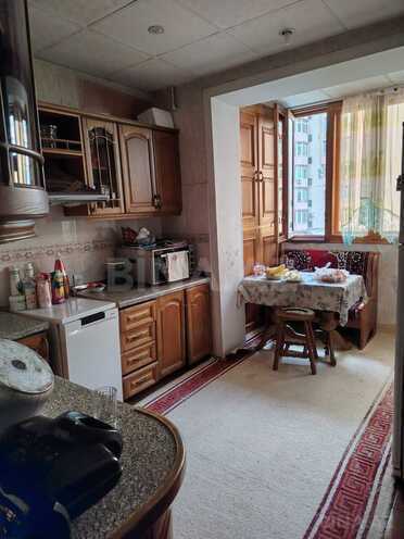 Продаётся 3-комн. вторичка 80 м², м. Нариман Нариманов, photo 6 from 14