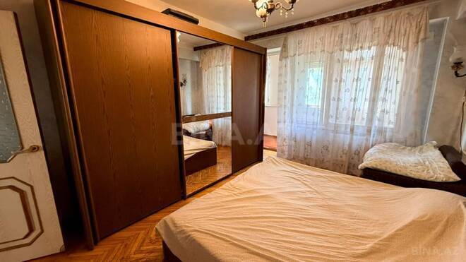 Satılır 3 otaqlı köhnə tikili 90 m², İnşaatçılar m., photo 5 from 13