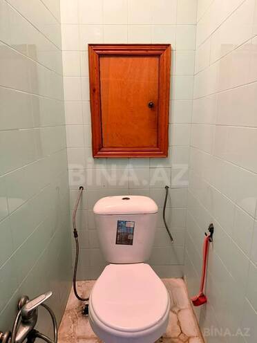 Satılır 3 otaqlı köhnə tikili 90 m², İnşaatçılar m., photo 11 from 13