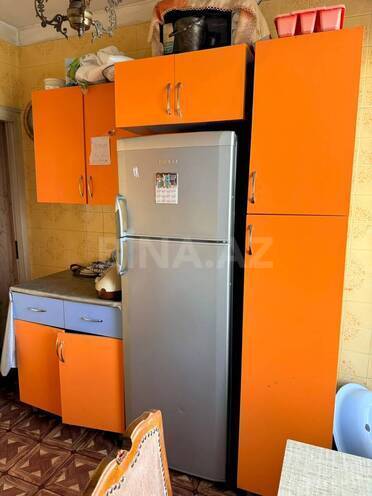 Satılır 3 otaqlı köhnə tikili 90 m², İnşaatçılar m., photo 8 from 13