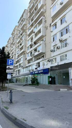 Satılır 3 otaqlı köhnə tikili 90 m², İnşaatçılar m., photo 12 from 13