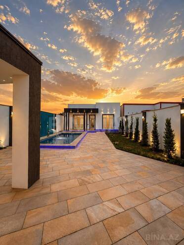 Satılır 4 otaqlı həyət evi/bağ evi 160 m², Şüvəlan q., photo 1 from 17