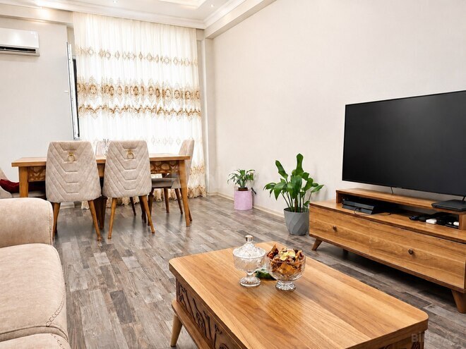 Продаётся 2-комн. новостройка 63 м², м. Иншаатчылар, photo 1 from 12