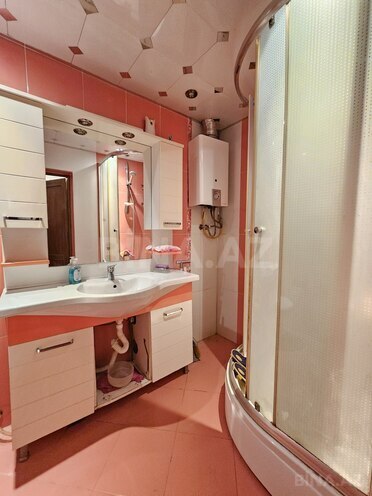 Satılır 3 otaqlı köhnə tikili 90 m², İnşaatçılar m., photo 18 from 23