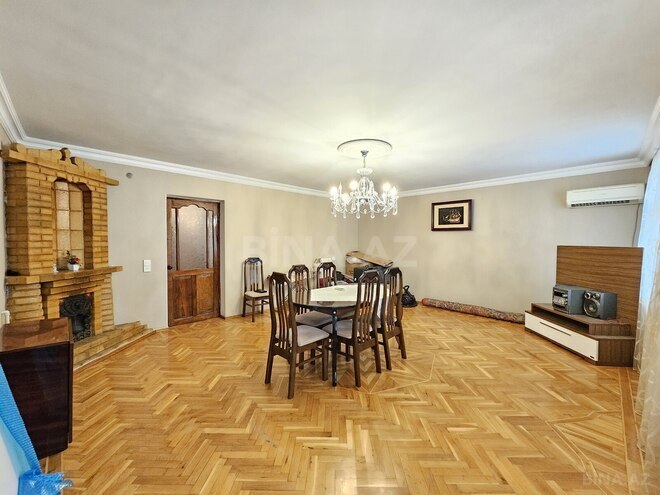 Satılır 3 otaqlı köhnə tikili 90 m², İnşaatçılar m., photo 1 from 23