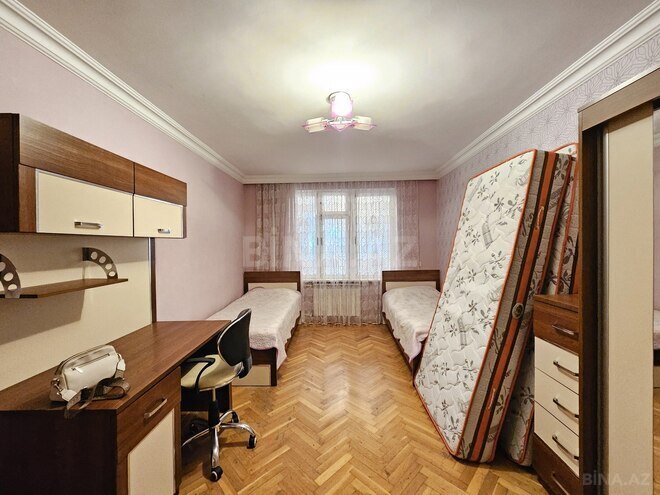 Satılır 3 otaqlı köhnə tikili 90 m², İnşaatçılar m., photo 8 from 23