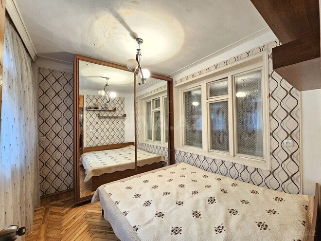 Satılır 3 otaqlı köhnə tikili 90 m², İnşaatçılar m., photo 6 from 23