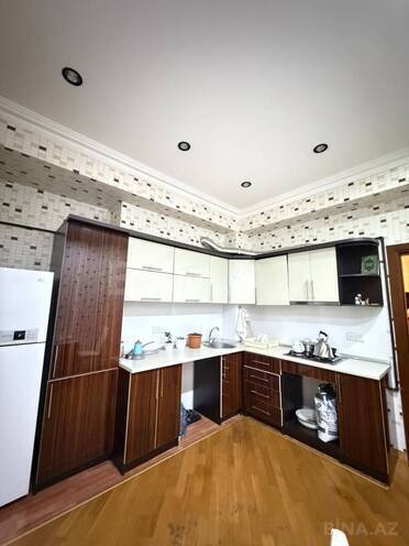 Сдаётся 2-комн. новостройка 90 м², м. Элмляр Академиясы, photo 9 from 13