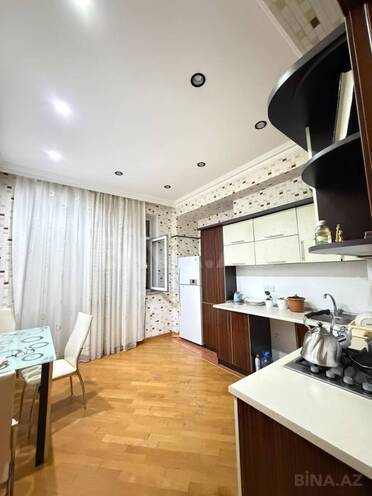 Сдаётся 2-комн. новостройка 90 м², м. Элмляр Академиясы, photo 11 from 13