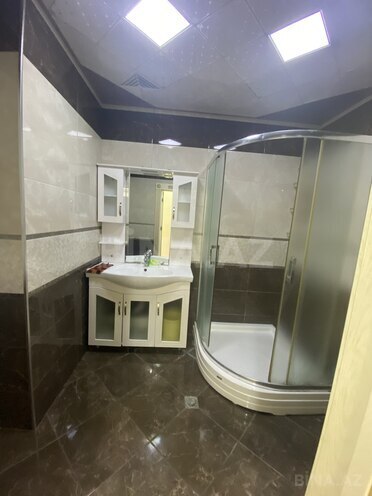 Сдаётся 4-комн. новостройка 140 м², Абшеронcкий  р., photo 16 from 18