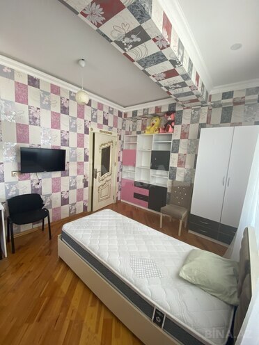 Сдаётся 4-комн. новостройка 140 м², Абшеронcкий  р., photo 12 from 18