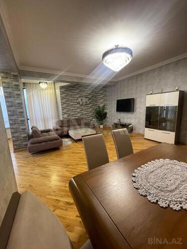 Сдаётся 3-комн. новостройка 157 м², Насиминский  р., photo 5 from 22