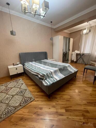 Сдаётся 3-комн. новостройка 157 м², Насиминский  р., photo 7 from 22