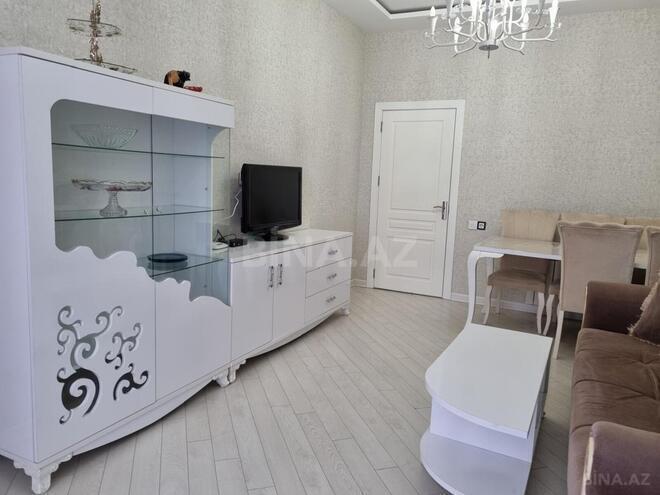 İcarəyə verilir 2 otaqlı yeni tikili 65 m², Bakmil m., photo 1 from 12