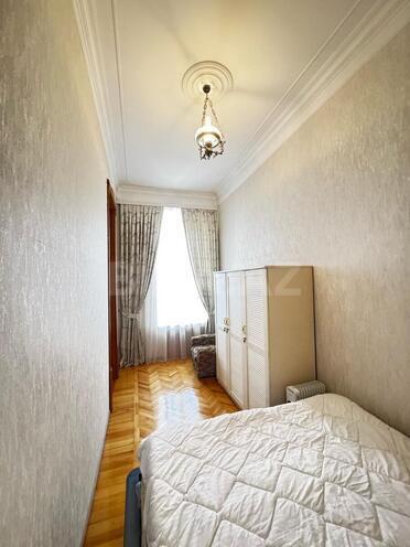 İcarəyə verilir 3 otaqlı köhnə tikili 85 m², 28 May m., photo 5 from 12