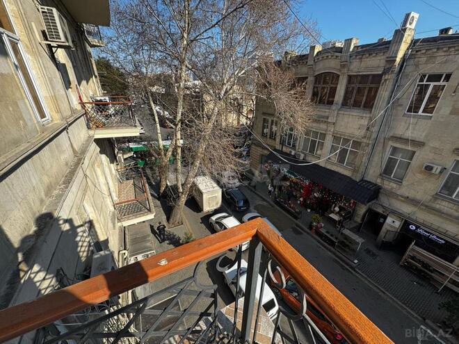 İcarəyə verilir 3 otaqlı köhnə tikili 85 m², 28 May m., photo 9 from 12