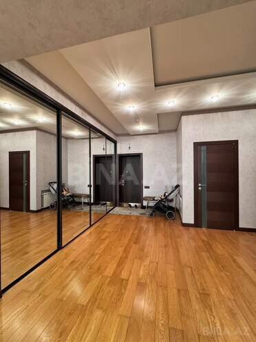 Продаётся 3-комн. новостройка 158 м², м. Элмляр Академиясы, photo 12 from 16