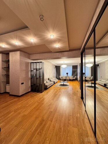 Продаётся 3-комн. новостройка 158 м², м. Элмляр Академиясы, photo 5 from 16