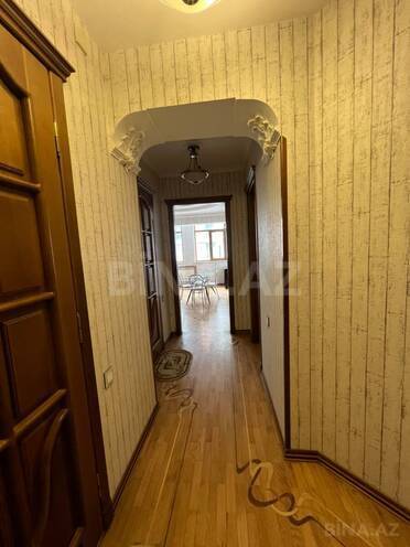 Сдаётся 4-комн. вторичка 120 м², м. Низами, photo 12 from 18