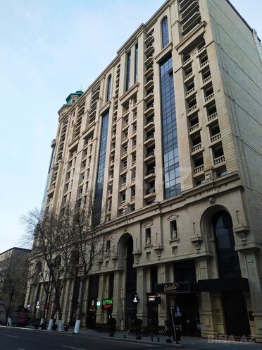 Продаётся 5-комн. новостройка 319 м², м. Низами, photo 3 from 10