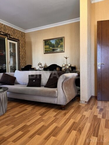 Продаётся 4-комн. вторичка 100 м², м. Ази Асланов, photo 5 from 19