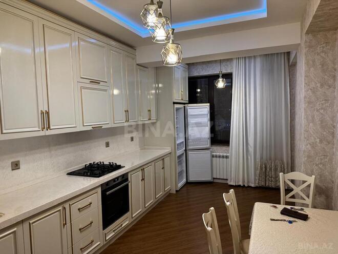 İcarəyə verilir 3 otaqlı yeni tikili 130 m², 28 May m., photo 10 from 17
