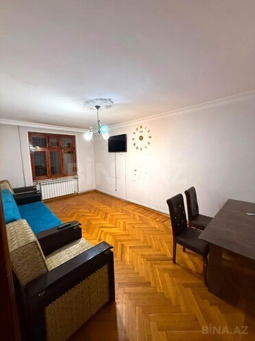 İcarəyə verilir 3 otaqlı köhnə tikili 90 m², Xalqlar Dostluğu m., photo 1 from 13